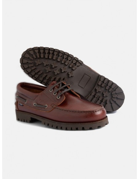 Zapato nautico clasico marron