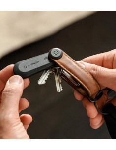 Orbitkey x Chipolo Tracker V2 - Black 2